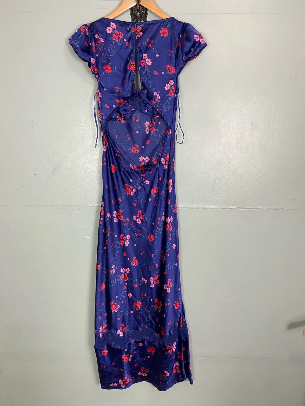 free people butterfly babe maxi dress Babe‎ Blue Floral Cut Out Medium Throughout their line of Color:Black + Dog Mom Ladies dresses womens-luxury-pret Azazie, Bellisima Wedding Dress